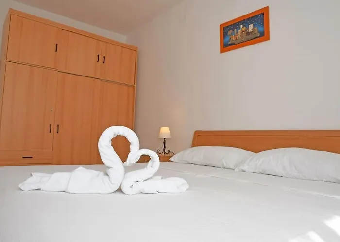 Goli דירה Komiža